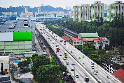 Einer der wenigen Highways von Singapur