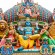 Sehr aufwändige Verzierungen auf einem Hindu Tempel in Singapur