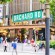 Die weltberühmte Orchard Road von Singapur - ein Shoppingparadies für Luxusmarken